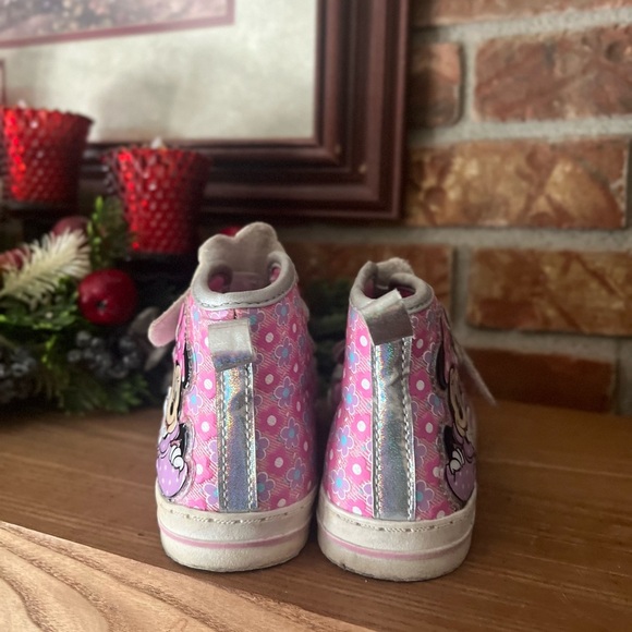 Minnie Mouse Pink High Top Light up Sneakers - Picture 4 of 5